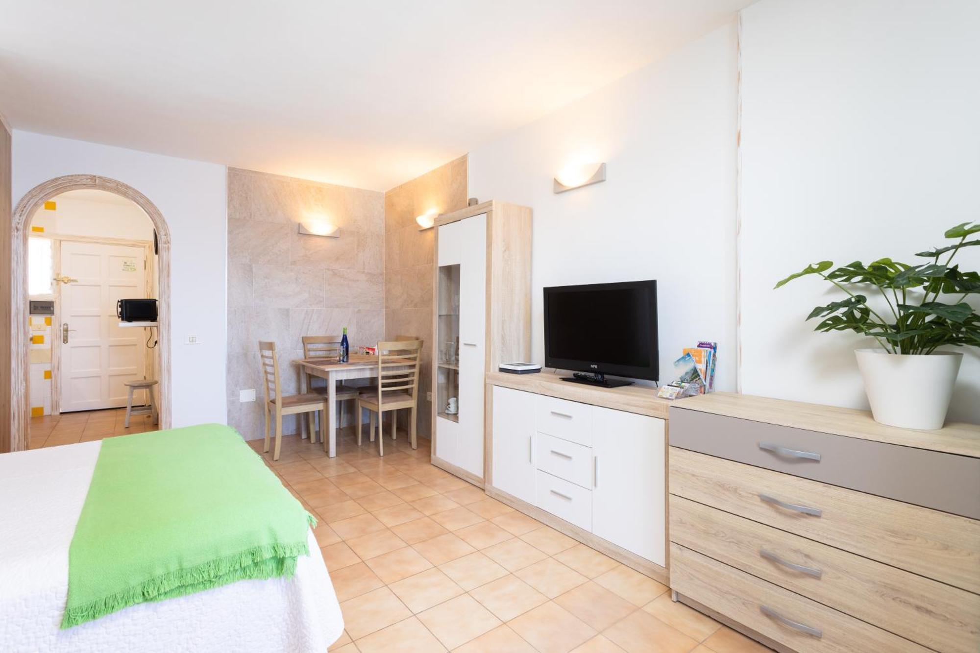 Cozy Seafront Studio With Balcony & Ocean Views San Marcos  Экстерьер фото
