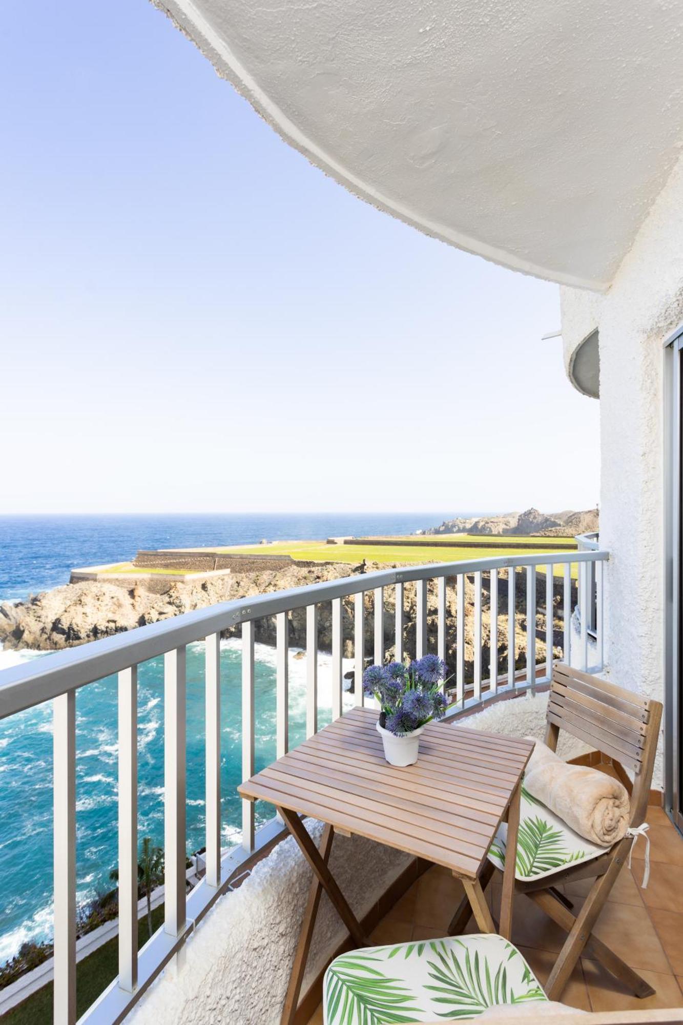 Cozy Seafront Studio With Balcony & Ocean Views San Marcos  Экстерьер фото